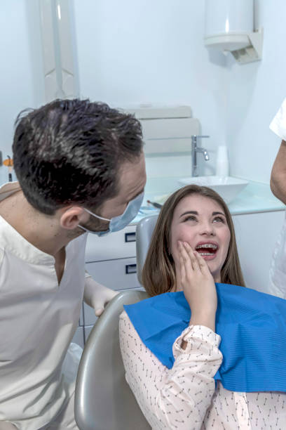 Best Dentist for Tooth Abscess  in Preston Heights, IL